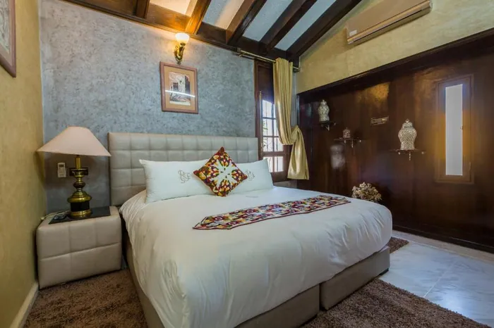 Deluxe Double Studio (Otman) at Riad Sebti — interior view 2.